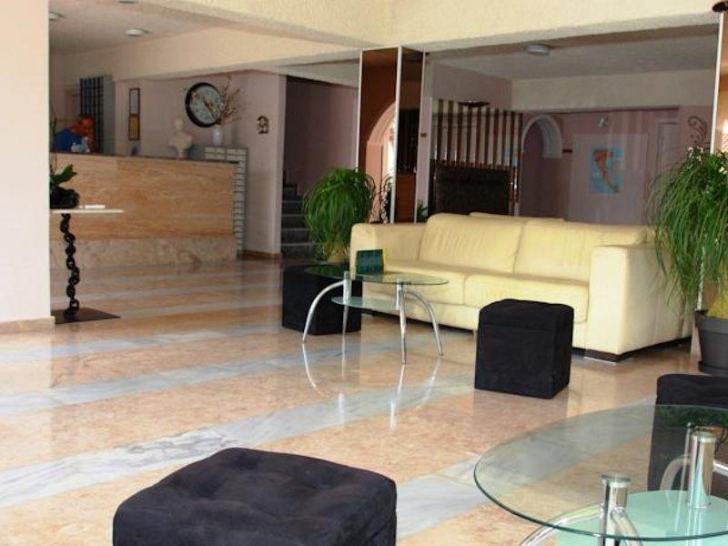 Victoria Hill Hotel Дасия Екстериор снимка